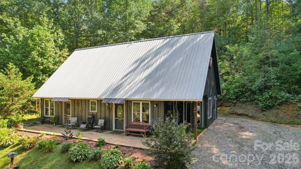 488 Hollywood RD, Moravian Falls, NC 28654