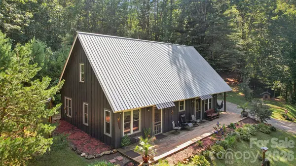 488 Hollywood RD, Moravian Falls, NC 28654