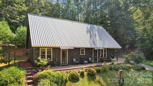 488 Hollywood RD, Moravian Falls, NC 28654