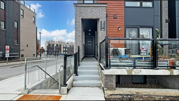 30 Liben WAY #43, Toronto E11, ON M1B 0E8