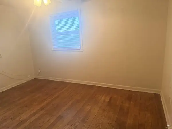 410 Bluemont AVE, Manhattan, KS 66502
