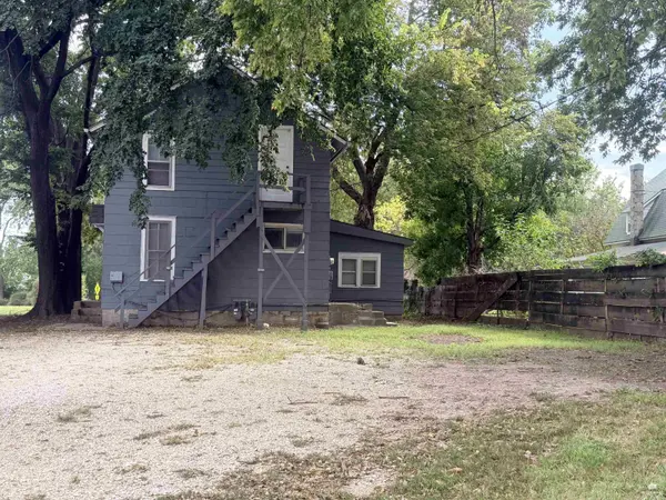 410 Bluemont AVE, Manhattan, KS 66502