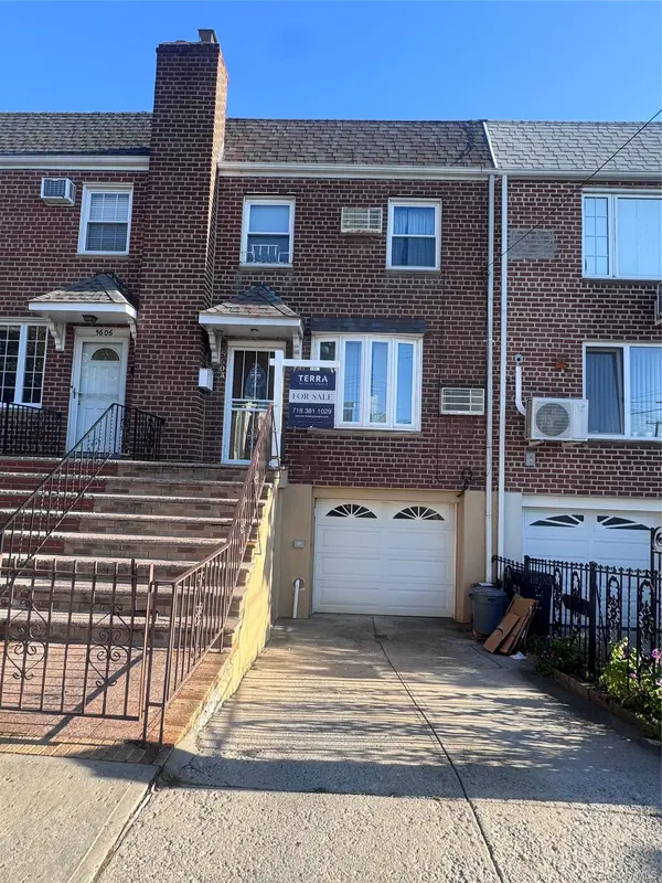 56-04 62nd AVE, Maspeth, NY 11378