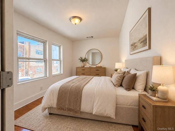149 Beach 27th ST, Far Rockaway, NY 11691