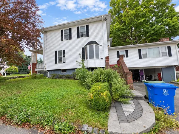 39 Maple AVE, Florida, NY 10921