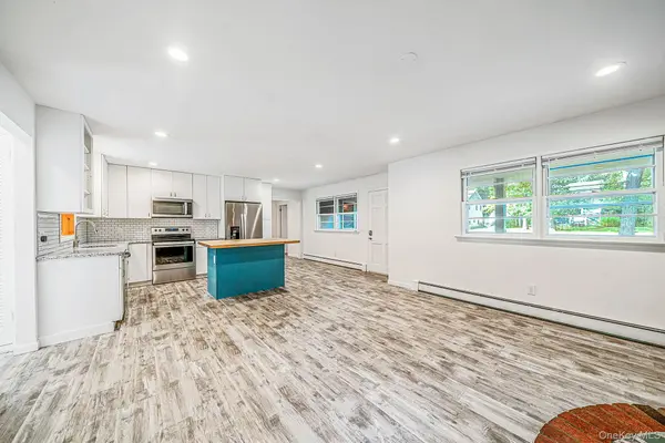 1435 Bray AVE, Laurel, NY 11948