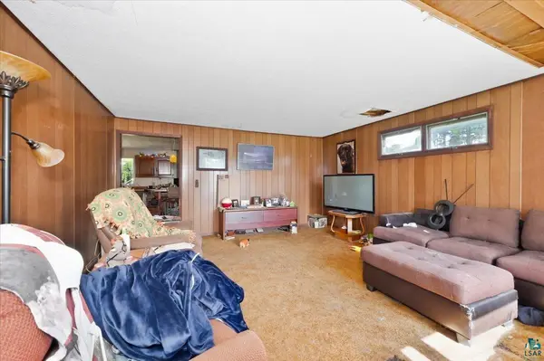 4103 Munger Shaw Rd, Cloquet, MN 55720
