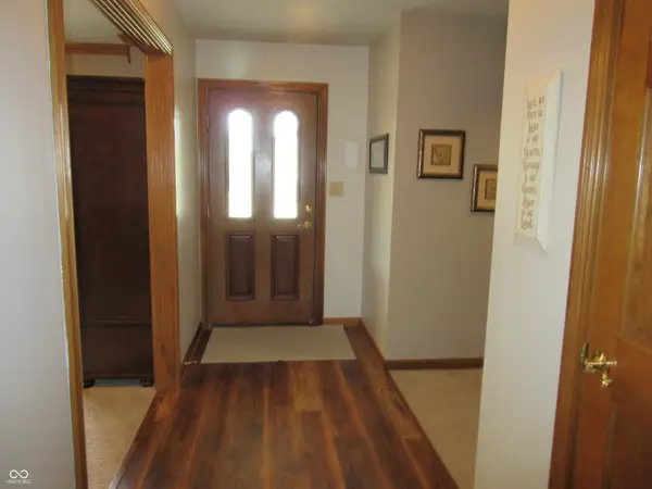 3717 The Courts, Greenwood, IN 46143
