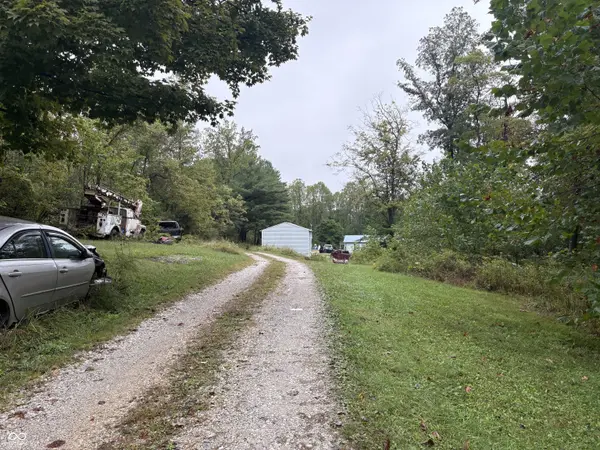 7202 Locust Lake RD, Spencer, IN 47460