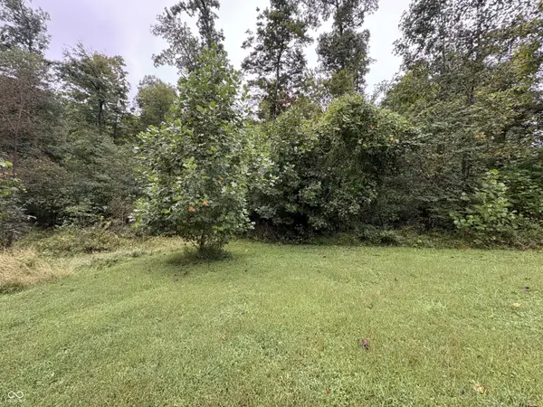 7202 Locust Lake RD, Spencer, IN 47460