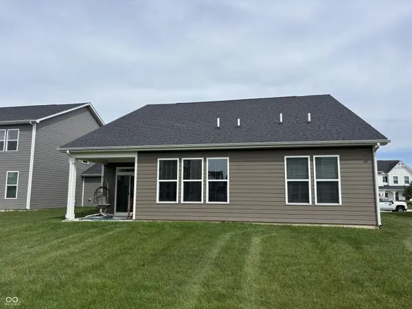 574 Carroll ST, Whiteland, IN 46184