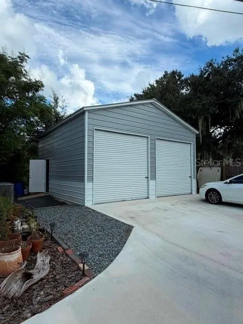 950 LAKE COVE TRL, Lakeland, FL 33813