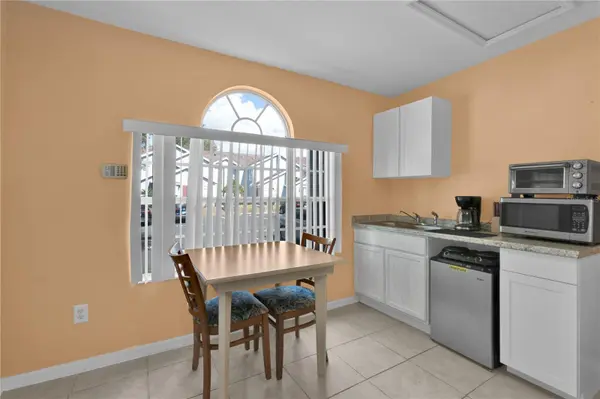 203 COCO PLUM DR #Front, Davenport, FL 33897