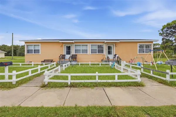 2410 MYRTLE AVE, Mims, FL 32754