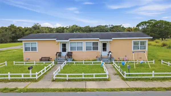 2410 MYRTLE AVE, Mims, FL 32754