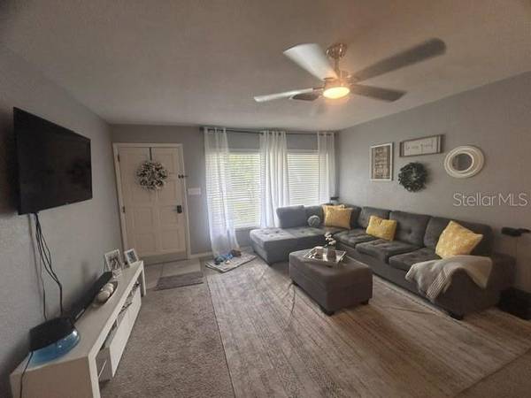 1212 PILGRIM AVE, Deltona, FL 32725