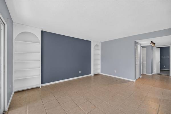 586 BAHIA CIR #B, Ocala, FL 34472