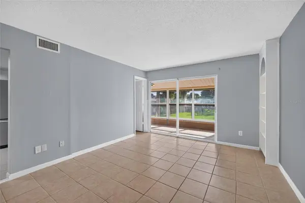586 BAHIA CIR #B, Ocala, FL 34472