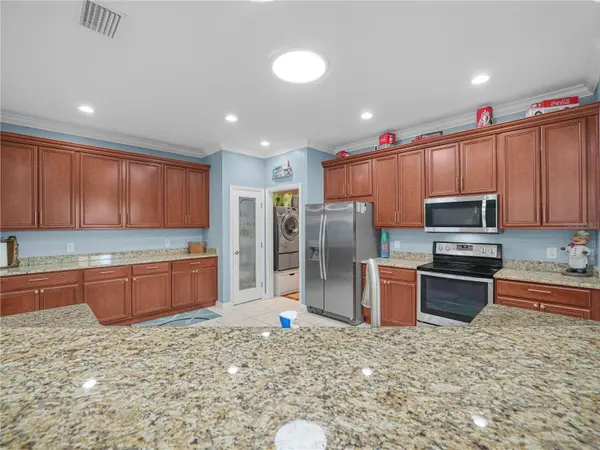 3608 BLACKMOOR LN, Lake Wales, FL 33859