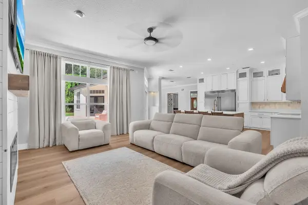 5806 AUDUBON MANOR BLVD, Lithia, FL 33547