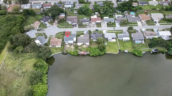 2217 HARRISON DR, Holiday, FL 34691