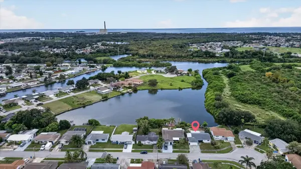 2217 HARRISON DR, Holiday, FL 34691