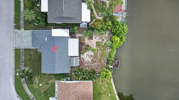 2217 HARRISON DR, Holiday, FL 34691