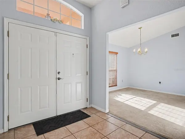 8010 ASHLEY POINTE DR, Lakeland, FL 33810