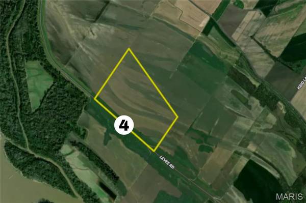 00 Levee RD, Fults, IL 62244