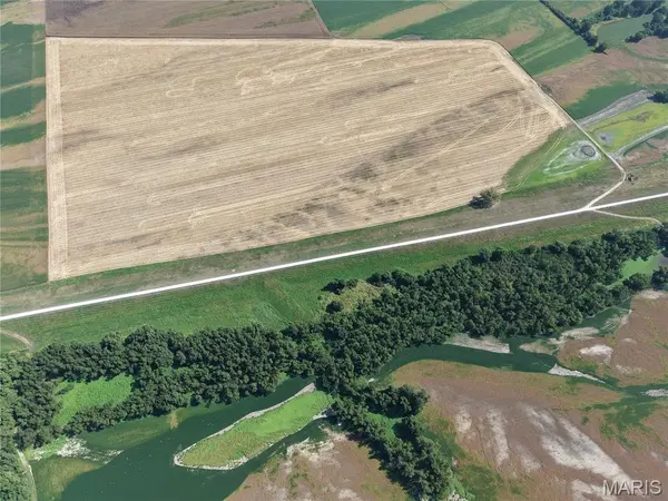 00 Levee RD, Fults, IL 62244