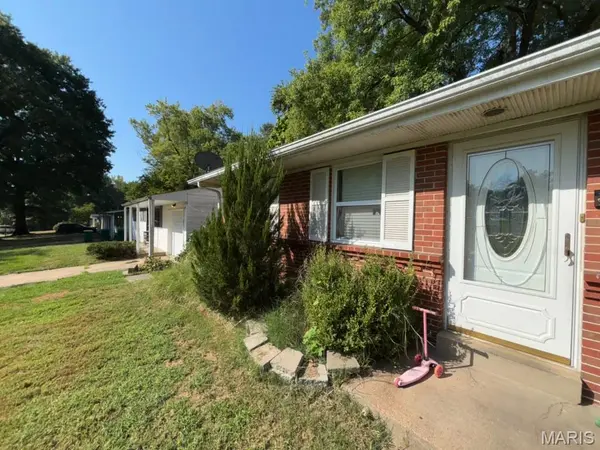 10217 Trio LN, St Louis, MO 63137