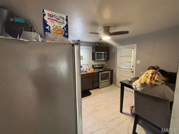 10217 Trio LN, St Louis, MO 63137