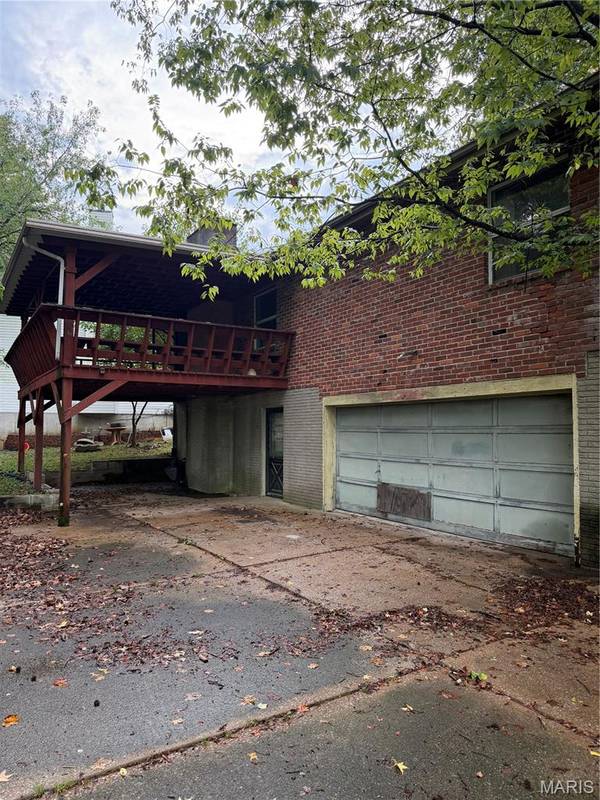 1878 Clemens CT, Barnhart, MO 63012