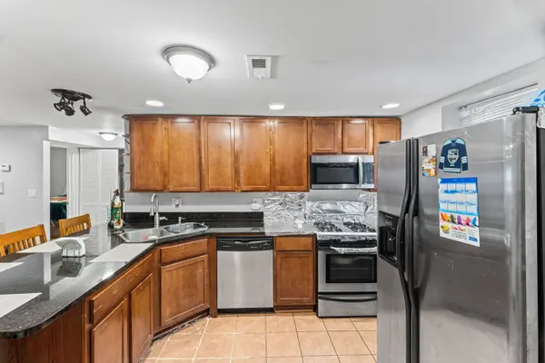 6301 N Richmond ST #1AA, Chicago, IL 60659