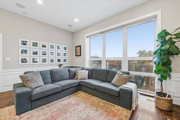 3013 N California AVE #3N, Chicago, IL 60618