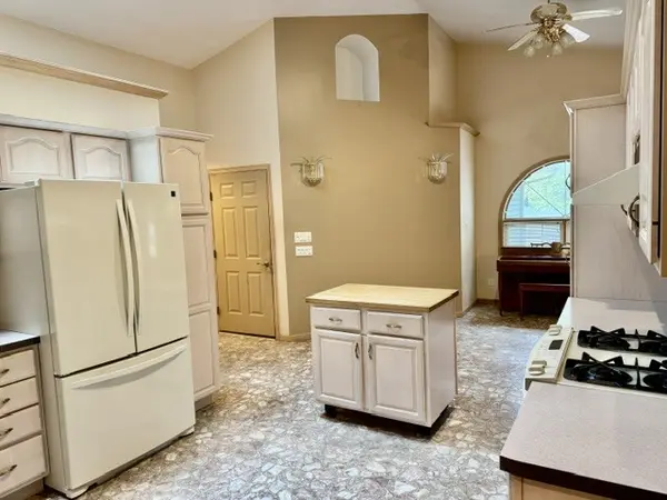 17 Heather DR, Lasalle, IL 61301