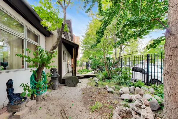 915 W Lawrence AVE, Chicago, IL 60640