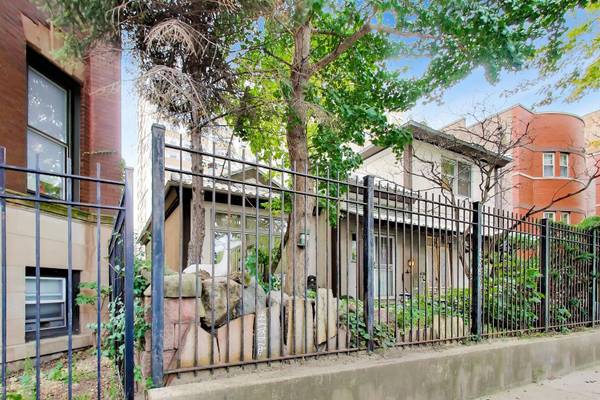 915 W Lawrence AVE, Chicago, IL 60640