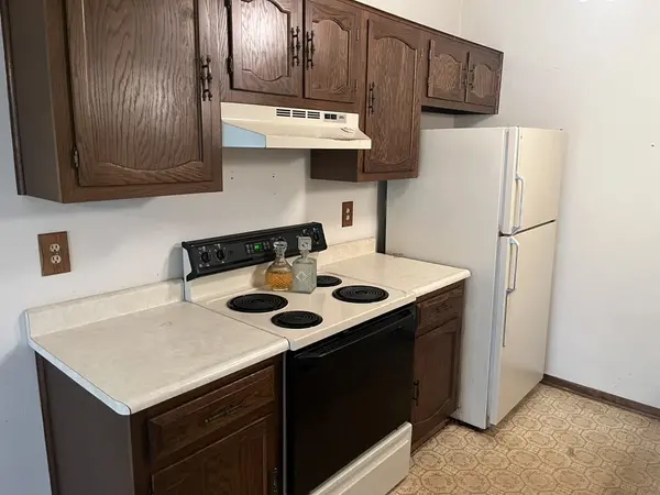4645 High Point DR #12, Rockford, IL 61114