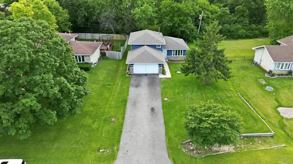 0N140 Sarana AVE, West Chicago, IL 60185