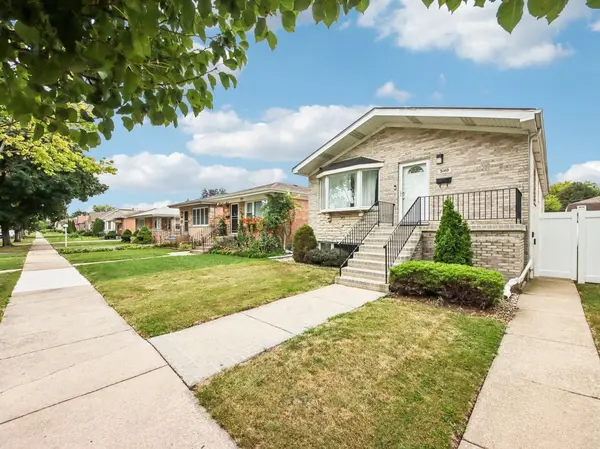 3140 Emerson ST, Franklin Park, IL 60131