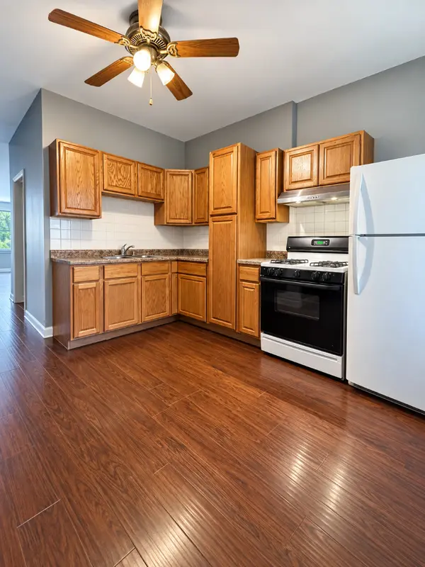5019 W Huron ST #2, Chicago, IL 60644
