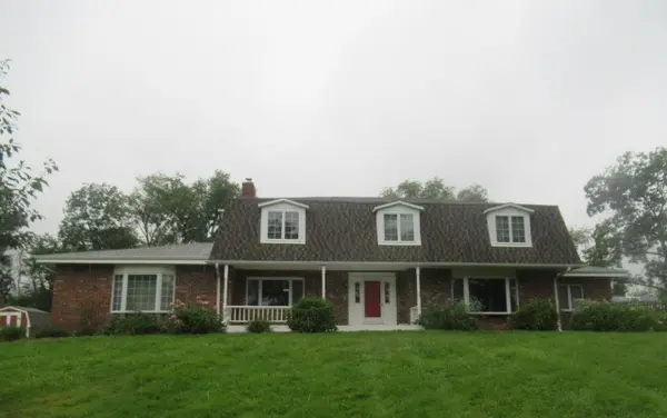 16N730 Sumter DR, West Dundee, IL 60118