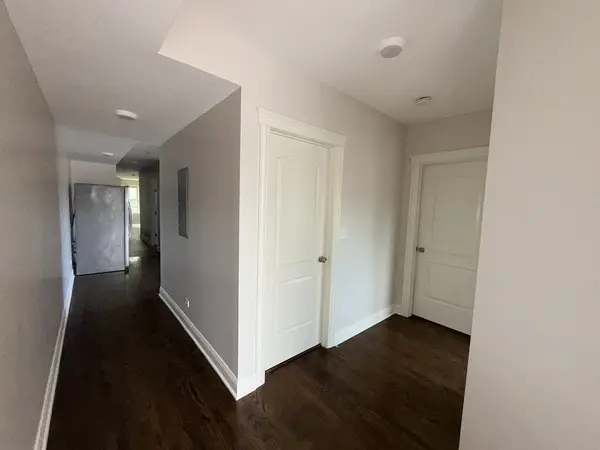 1025 S Austin BLVD #2N, Chicago, IL 60644