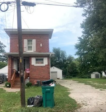 228 Day ST, Galesburg, IL 61401