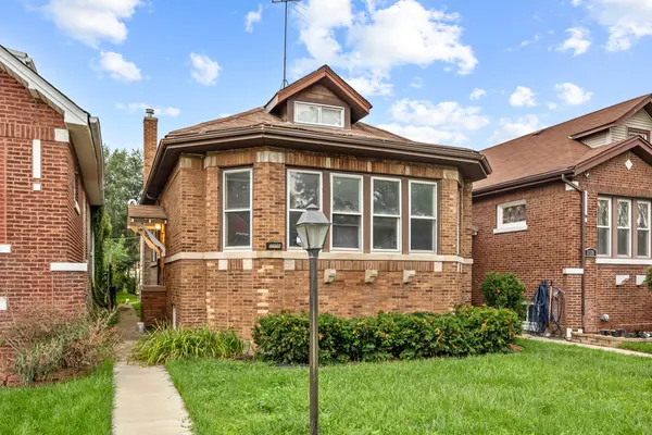 8322 S Aberdeen ST, Chicago, IL 60620