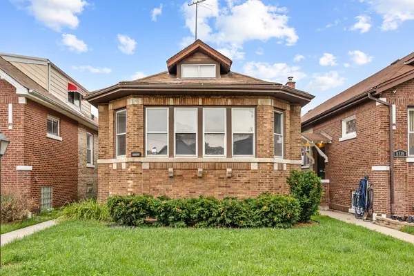 8322 S Aberdeen ST, Chicago, IL 60620