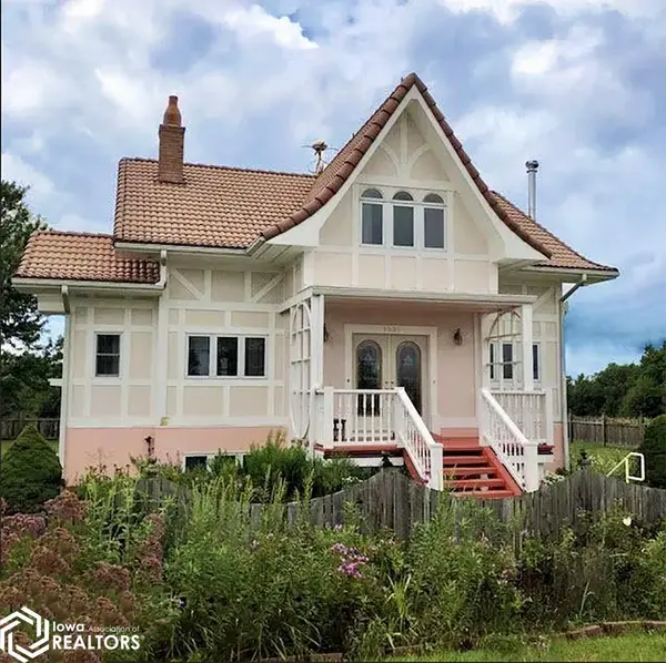 1961 Sunrise DR, Fairfield, IA 52556