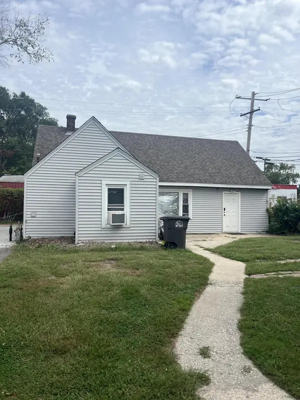 2749 Decatur ST, Lake Station, IN 46405
