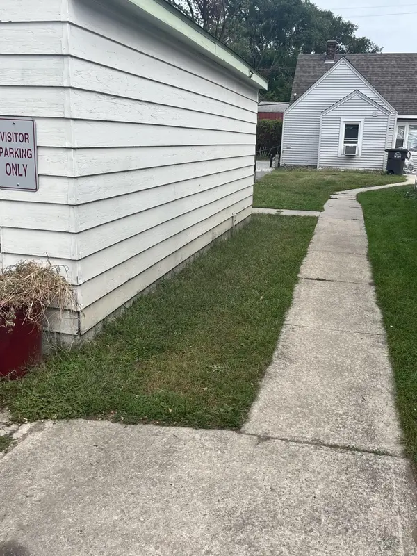 2749 Decatur ST, Lake Station, IN 46405
